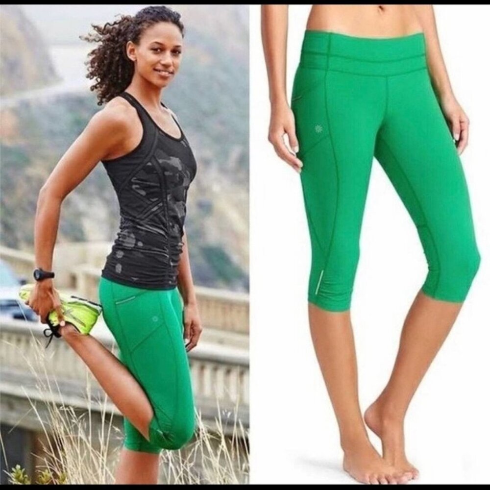 Athleta Dobby Knicker Capri Green Leggings Rear Pocket 2015 Collection S